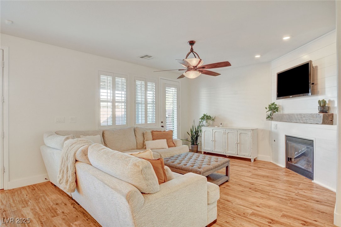5434 Fawn Chase Way Property Photo 10