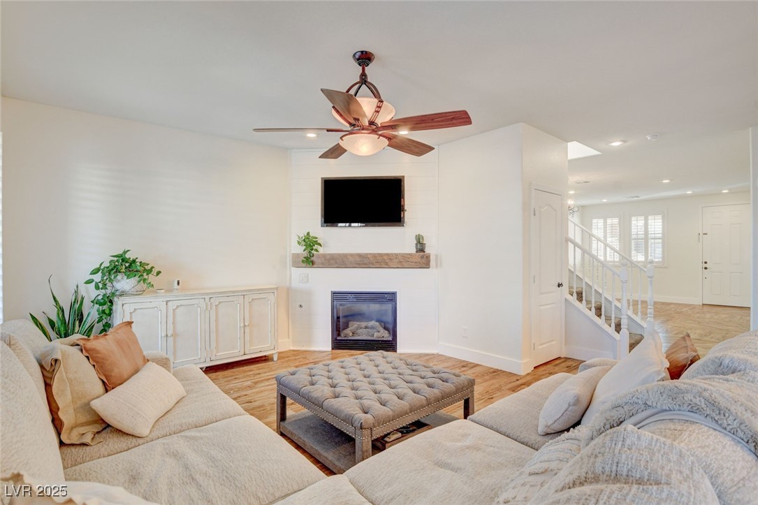 5434 Fawn Chase Way Property Photo 11