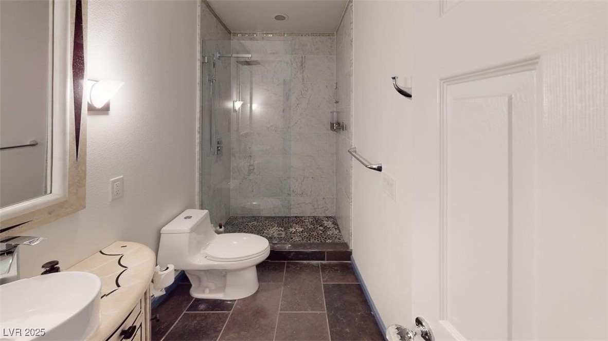 1518 Golden Arrow Drive Property Photo 4