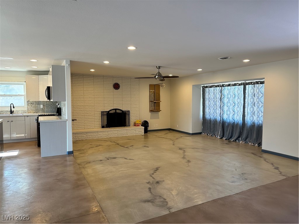 1518 Golden Arrow Drive Property Photo 10