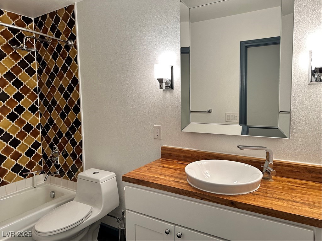 1518 Golden Arrow Drive Property Photo 12
