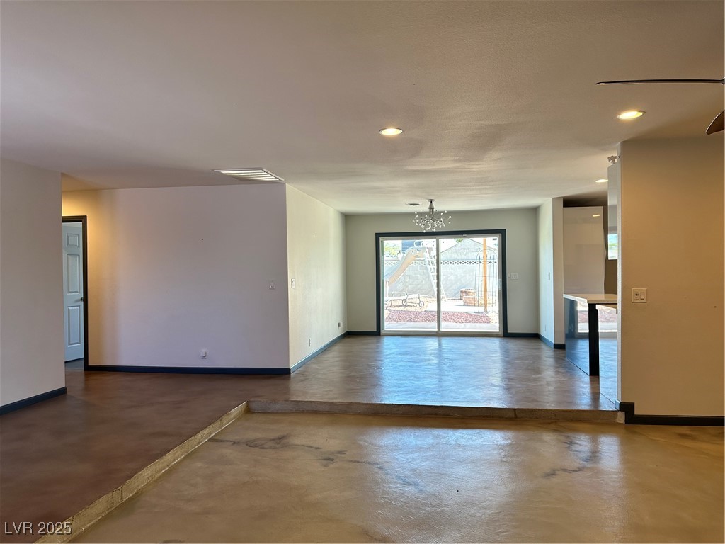 1518 Golden Arrow Drive Property Photo 14