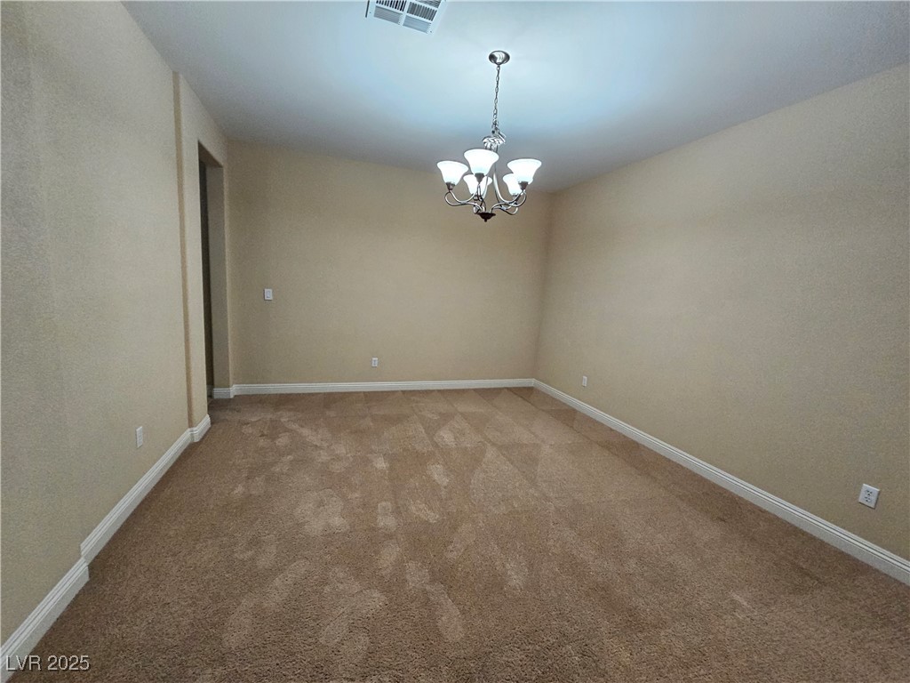 892 White Sparrow Street Property Photo 13