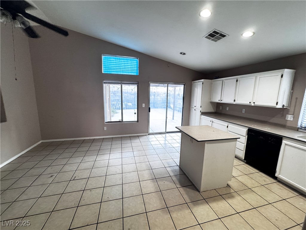 5513 Oakwood Ridge Street Property Photo 2