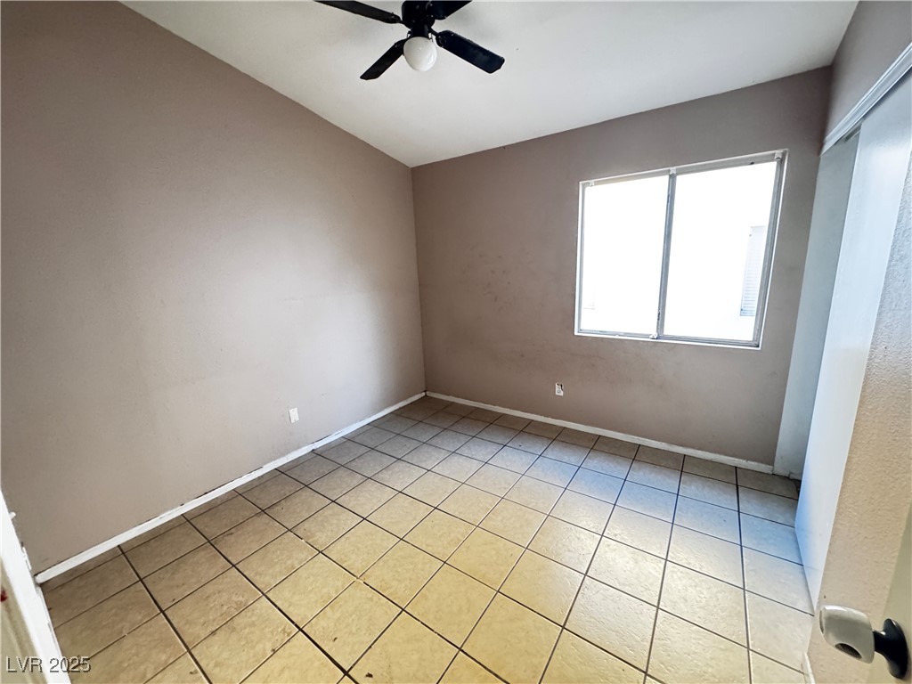 5513 Oakwood Ridge Street Property Photo 10