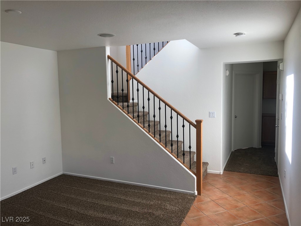 10427 Zane Grey Court Property Photo 3