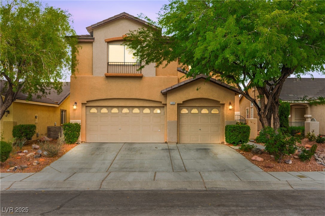 1316 Pintail Point Street Property Photo 5