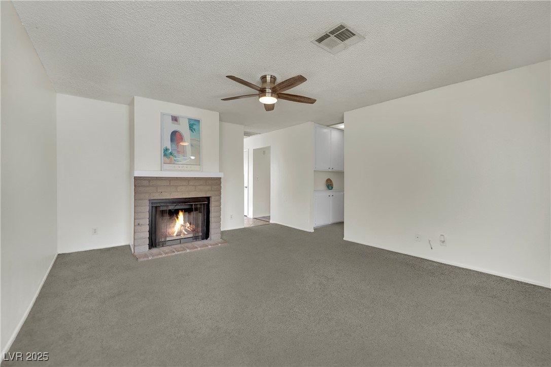 1676 Divinity Street Property Photo 5