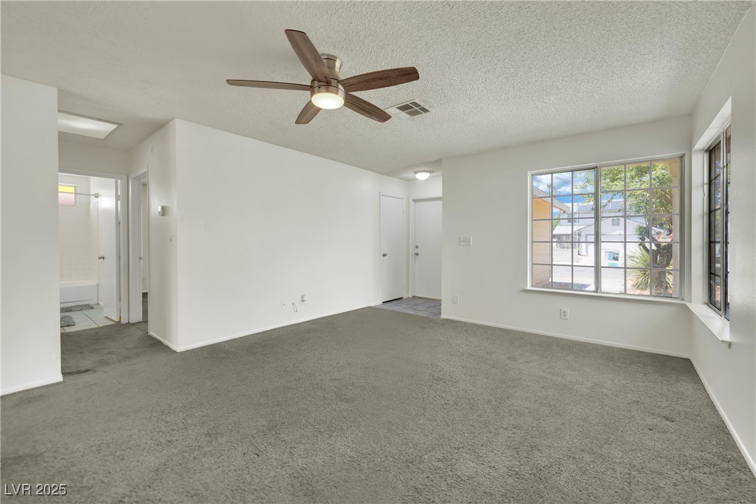 1676 Divinity Street Property Photo 7