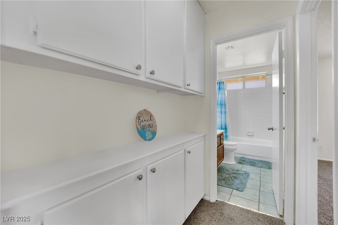 1676 Divinity Street Property Photo 8