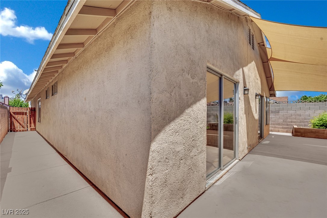 1676 Divinity Street Property Photo 34