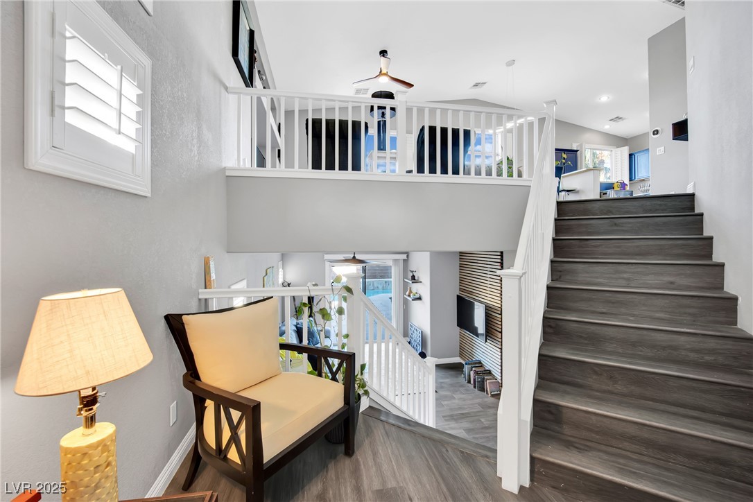 11018 Salernes Street Property Photo 3