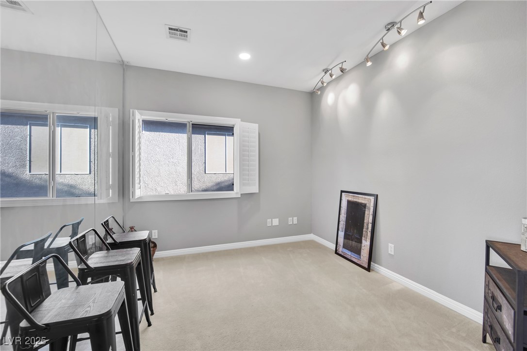 11018 Salernes Street Property Photo 17