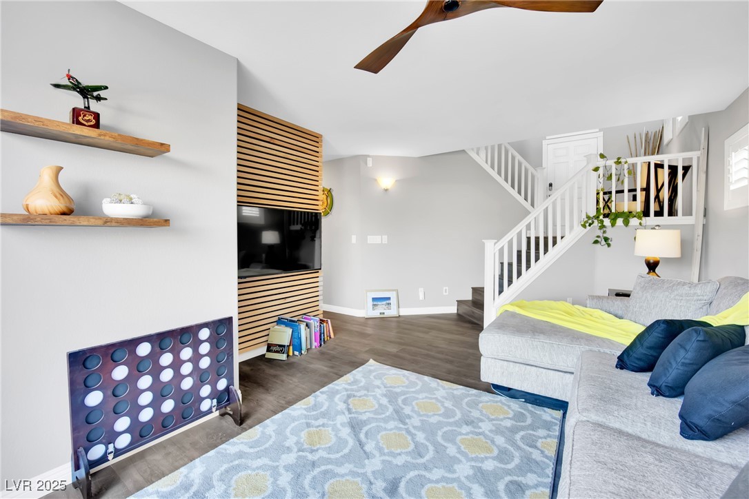 11018 Salernes Street Property Photo 28