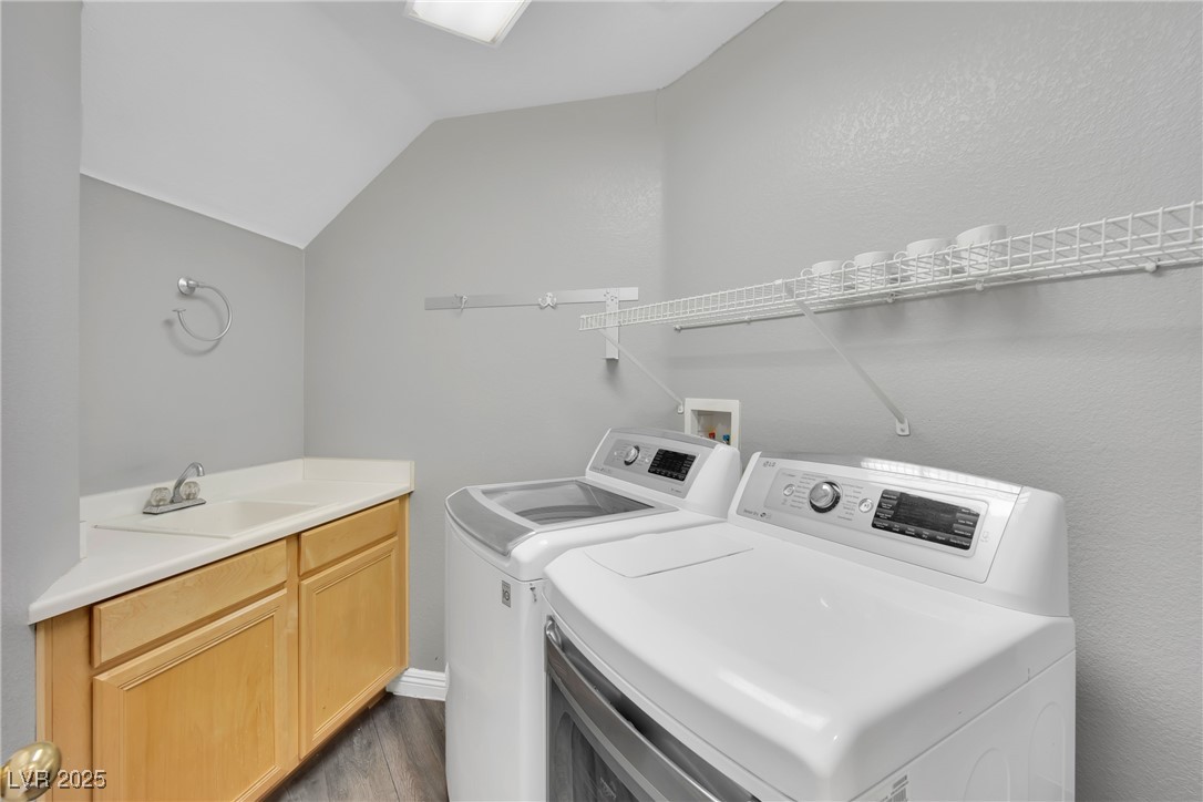 11018 Salernes Street Property Photo 34