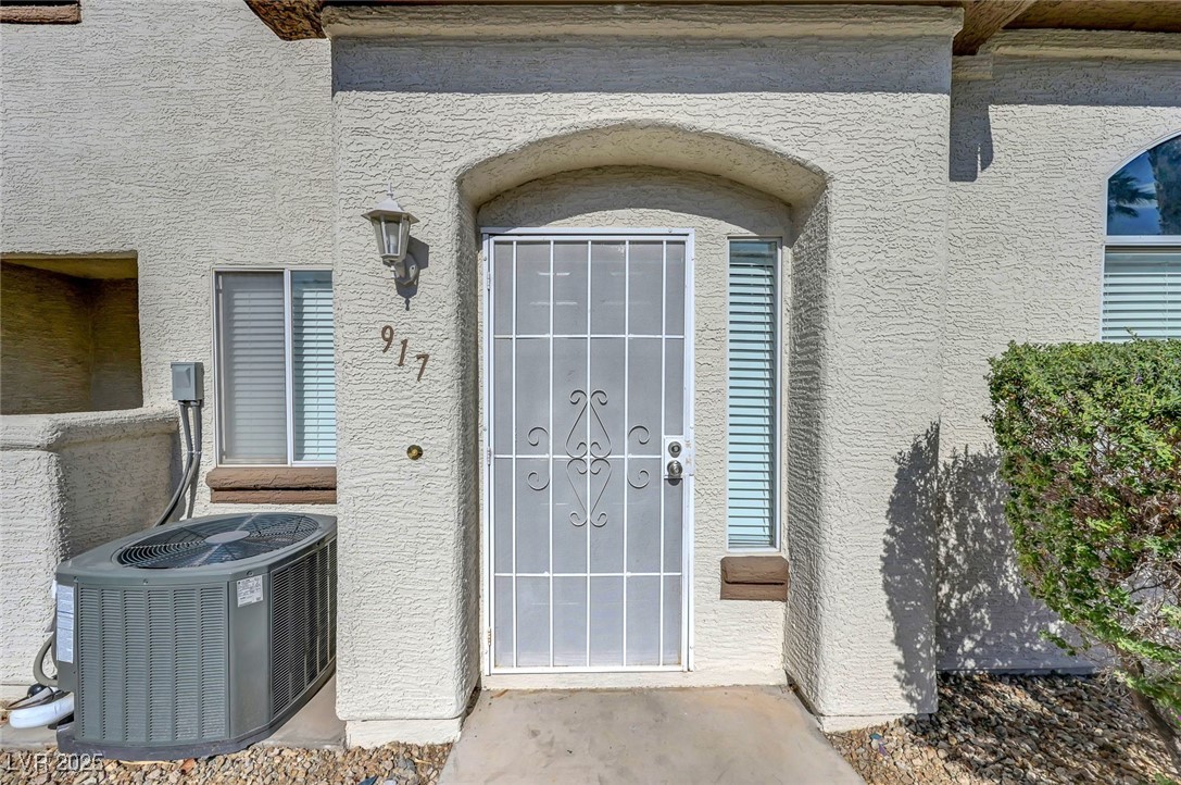 917 Intrigue Way Property Photo 35