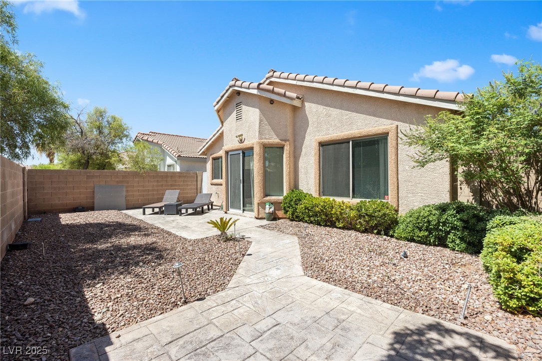 11012 Vallerosa Street Property Photo 12