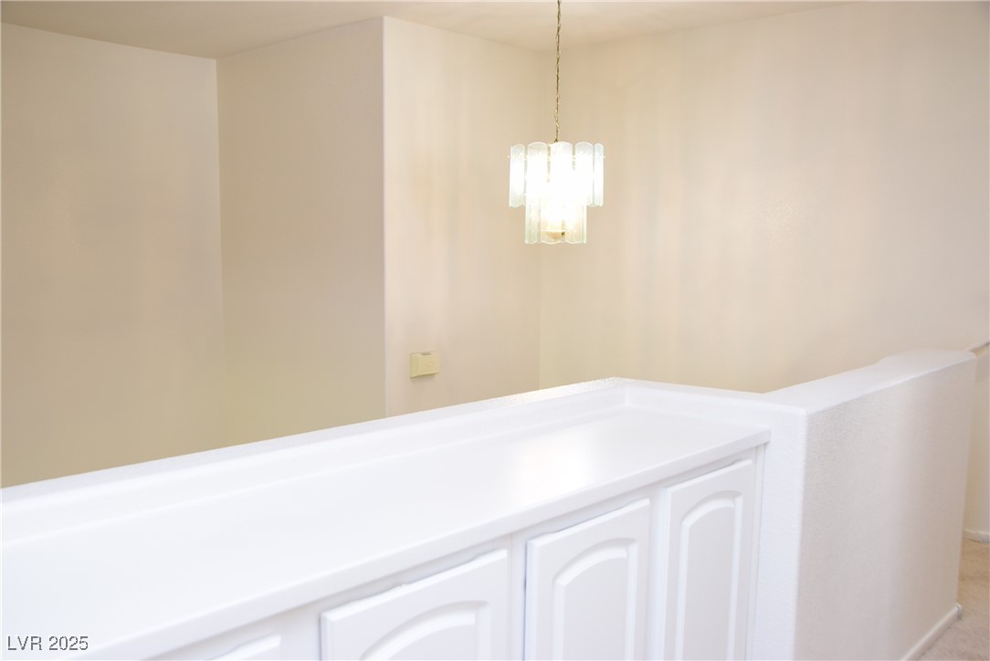 9025 Tumblewood Avenue Property Photo 23