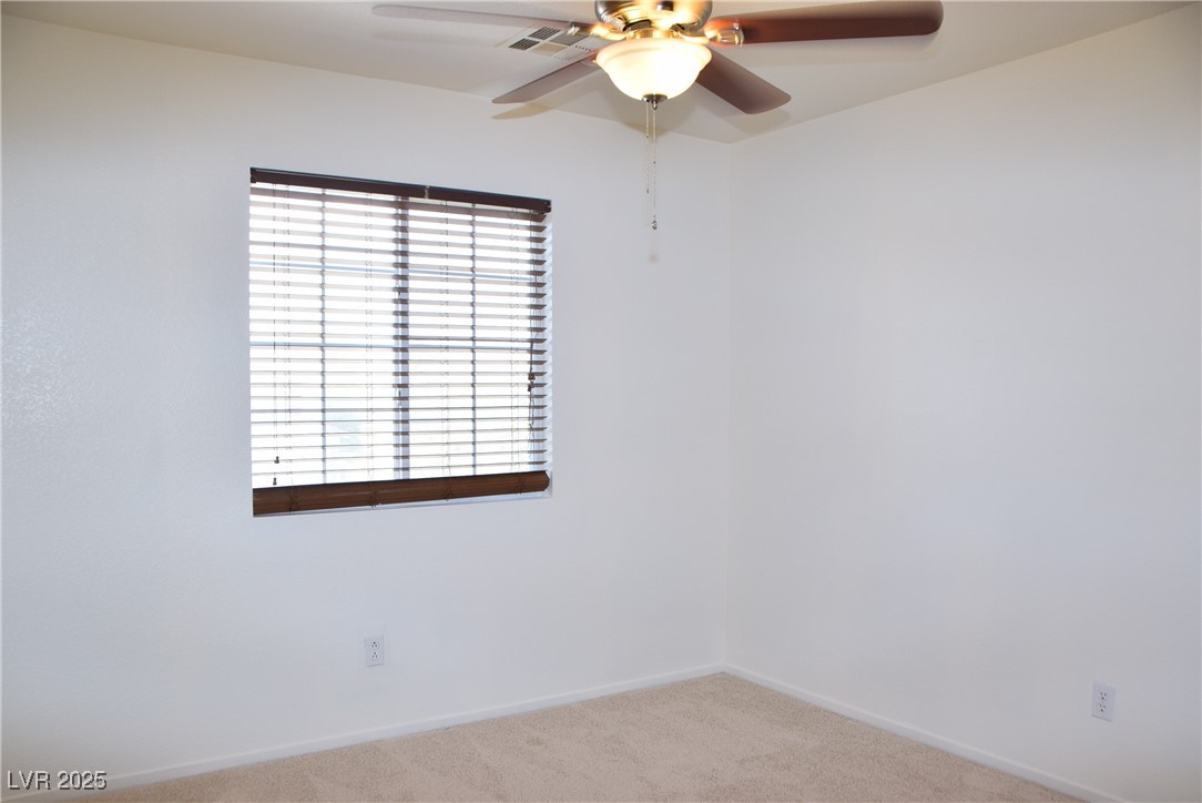 9025 Tumblewood Avenue Property Photo 25