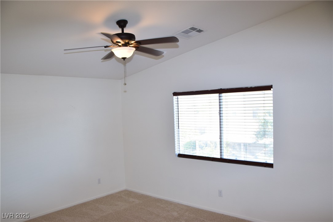 9025 Tumblewood Avenue Property Photo 27