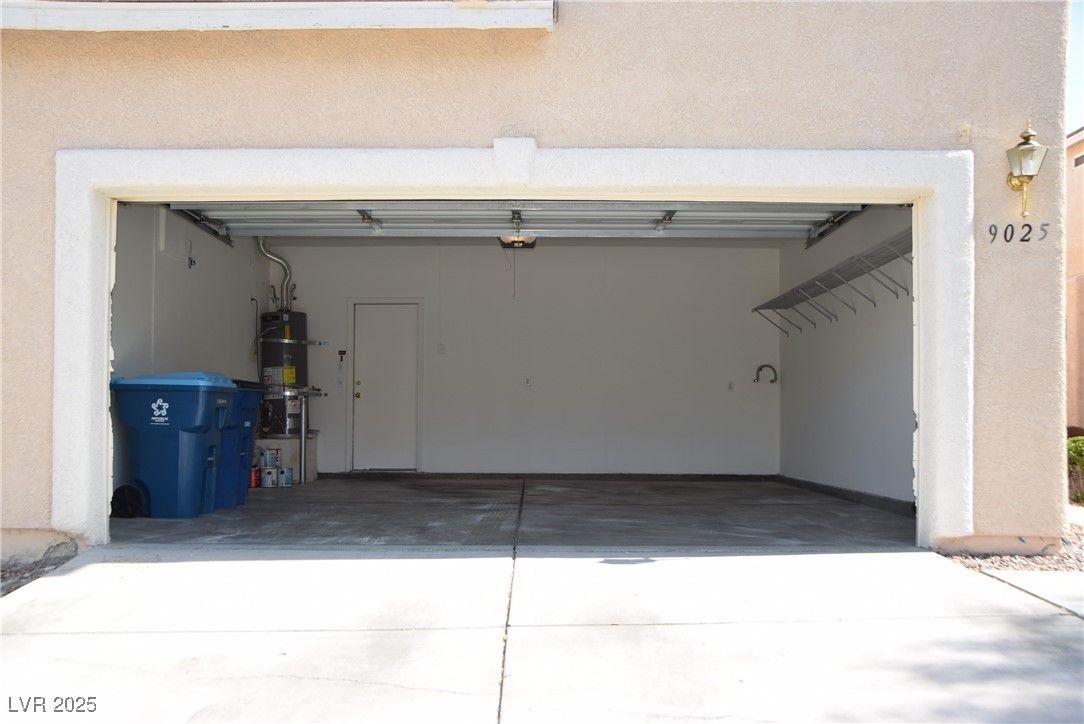 9025 Tumblewood Avenue Property Photo 37