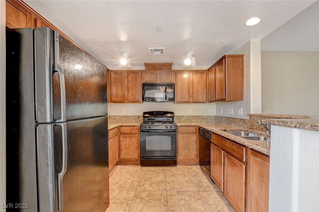 6868 Sky Pointe Drive 1109 Property Photo 12