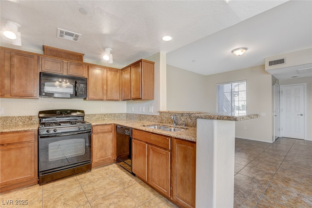 6868 Sky Pointe Drive 1109 Property Photo 14