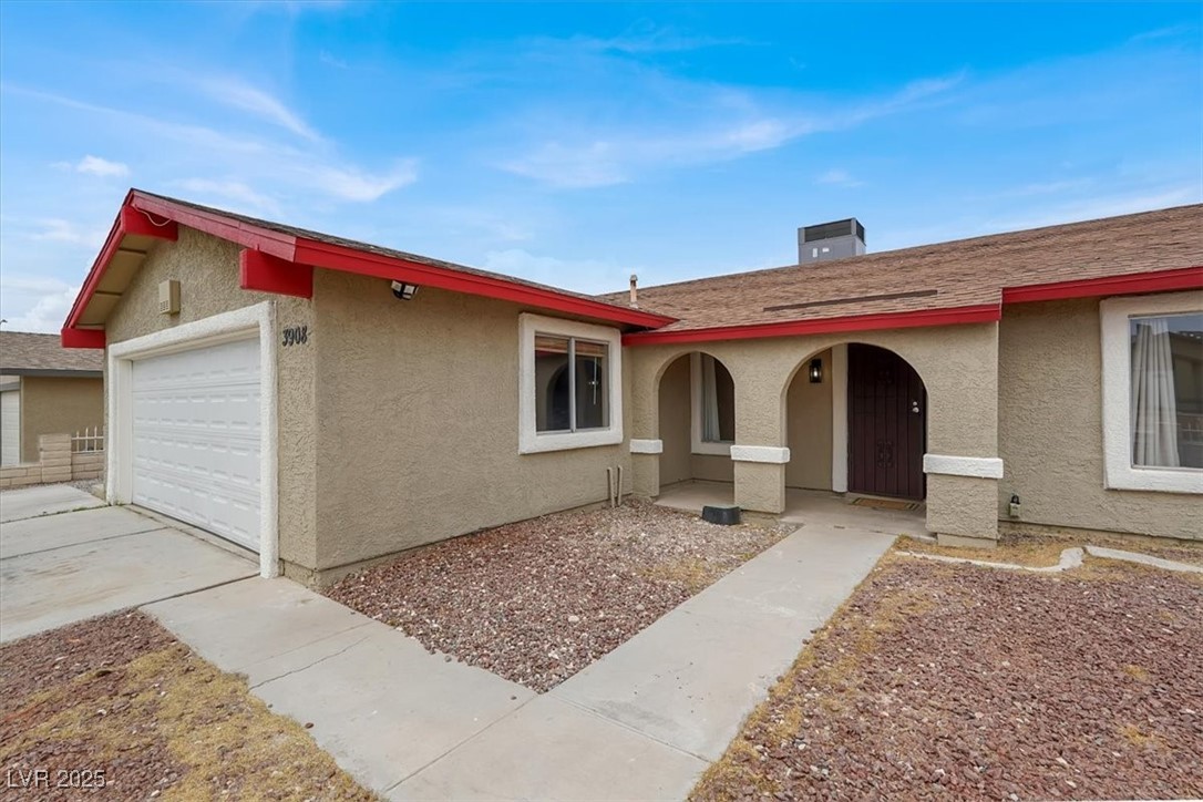 3908 Longfellow Street Property Photo 3