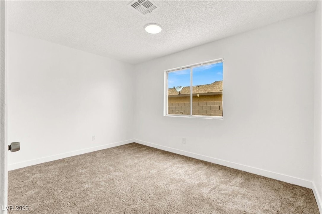 3908 Longfellow Street Property Photo 11