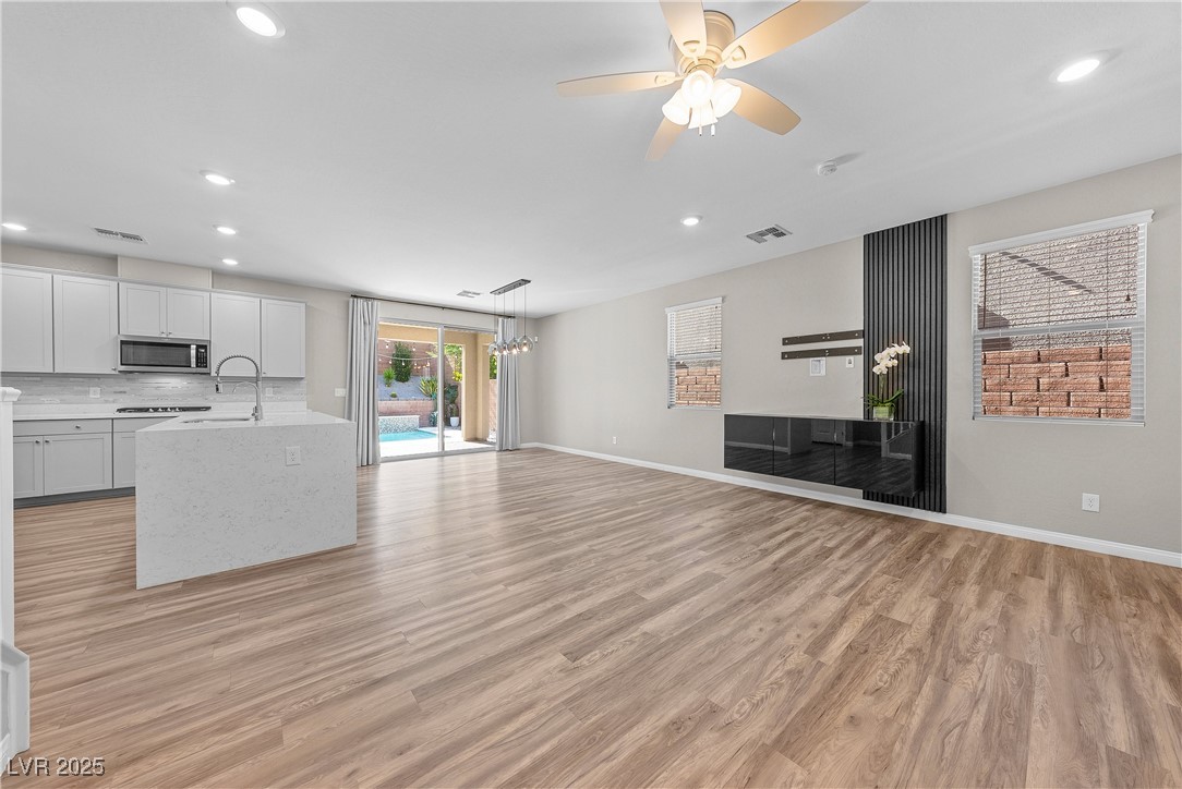 4133 Peaceful Meadow Street Property Photo 5