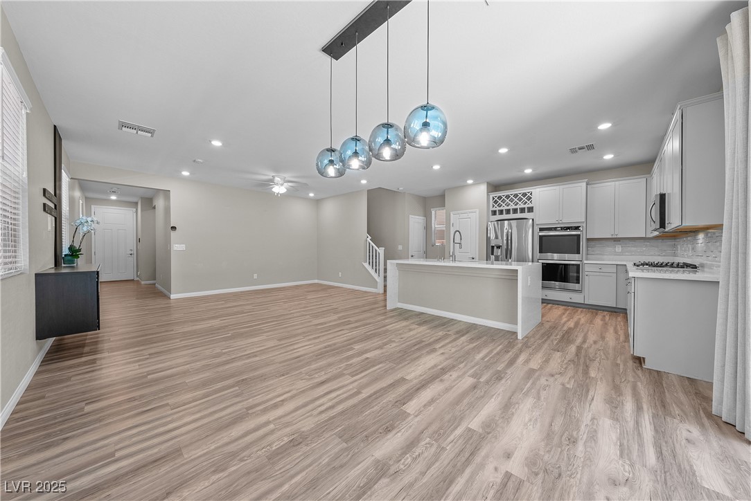 4133 Peaceful Meadow Street Property Photo 8