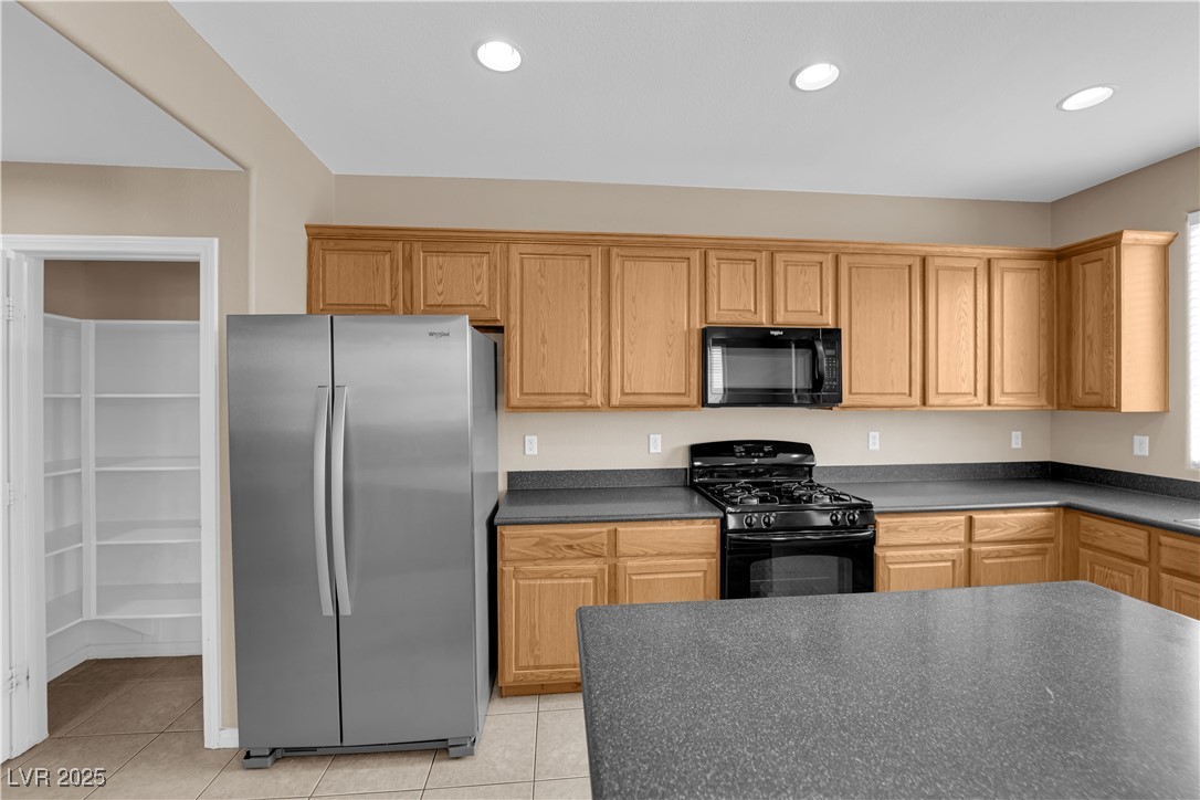 9489 Country Highlands Court Property Photo 17