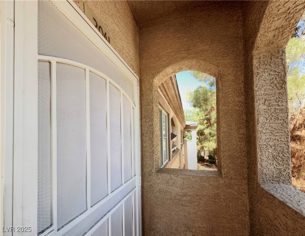 3400 Cabana Drive 2041 Property Photo 3