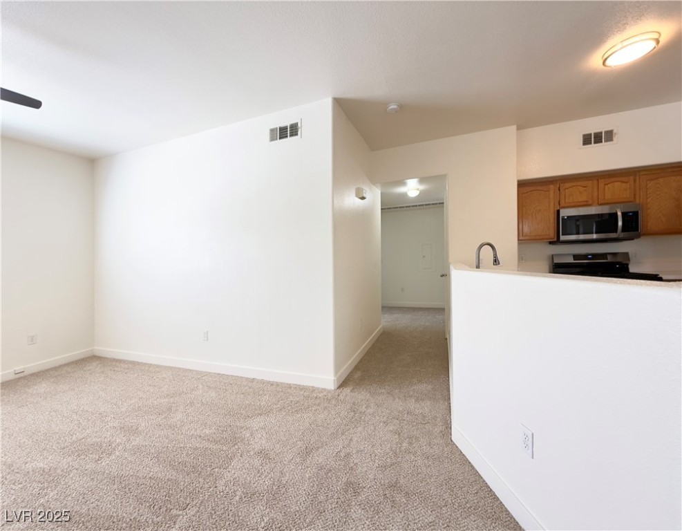 3400 Cabana Drive 2041 Property Photo 16