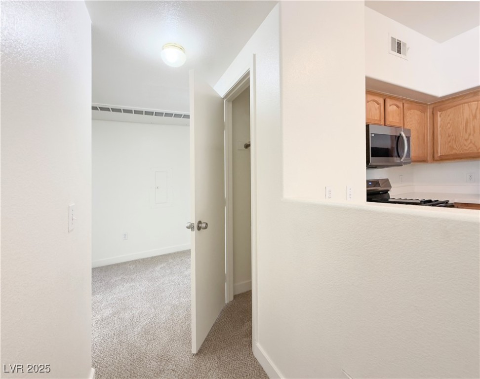 3400 Cabana Drive 2041 Property Photo 17