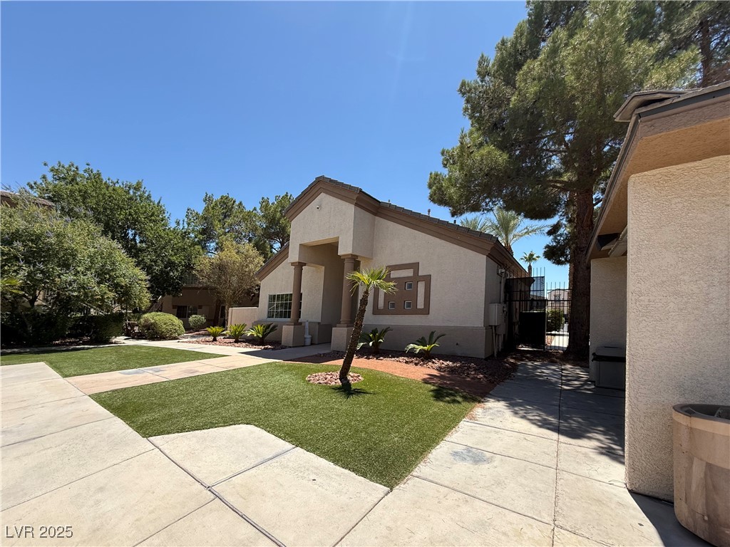 3400 Cabana Drive 2041 Property Photo 47