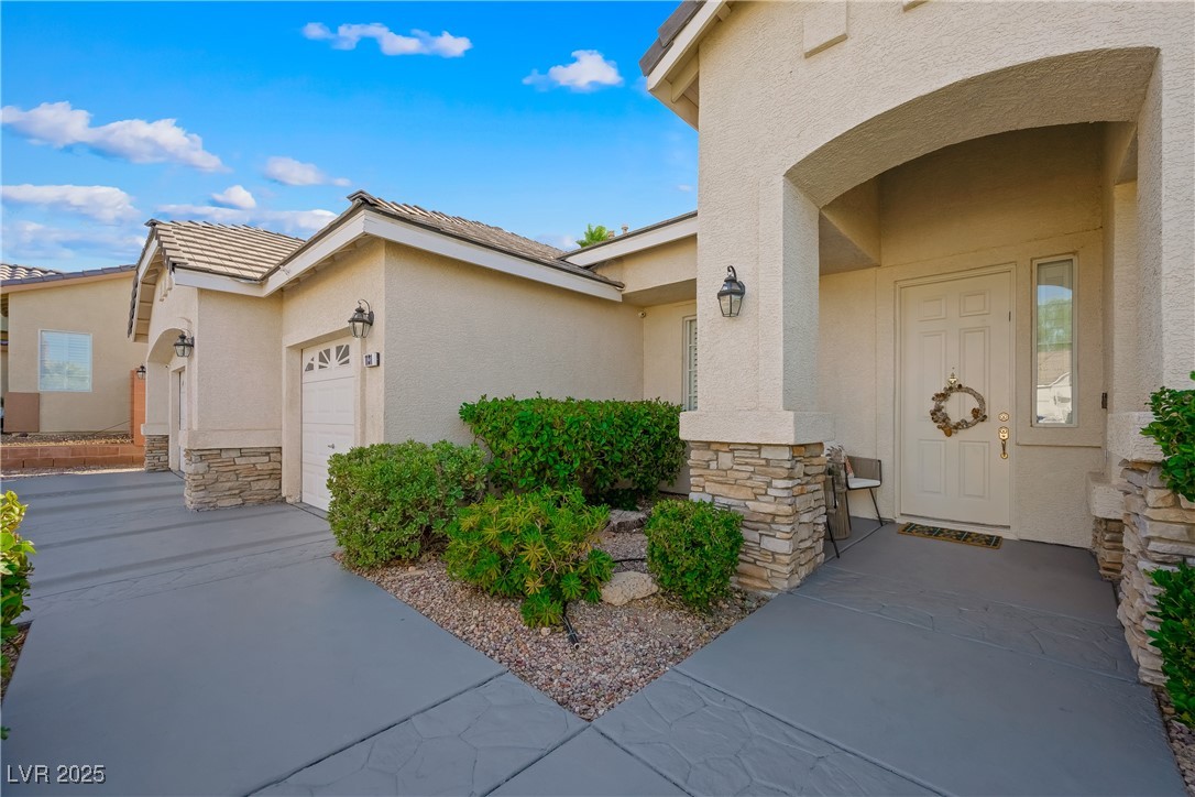 1131 Magic Meadow Street Property Photo 7