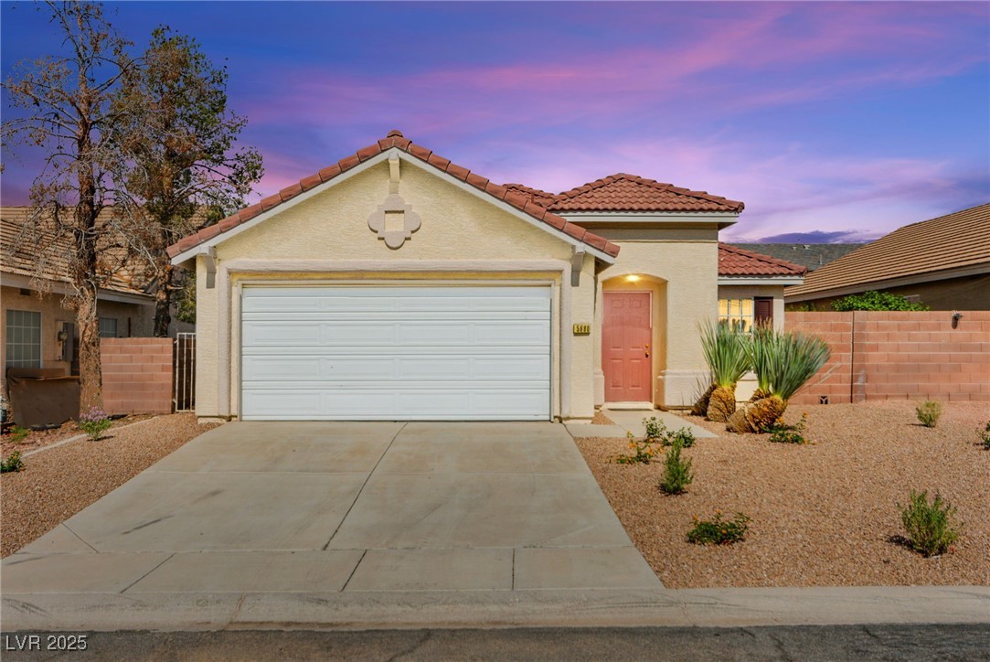 5680 Scottyboy Drive Property Photo 11