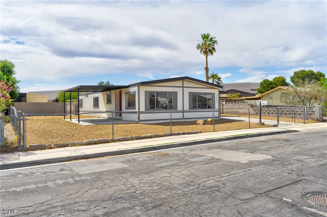 3501 Pinon Peak Drive Property Photo 29