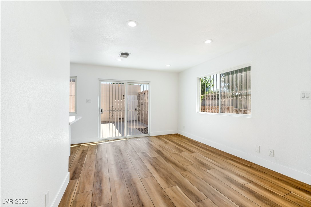 5078 Mountain Vista Street Property Photo 18