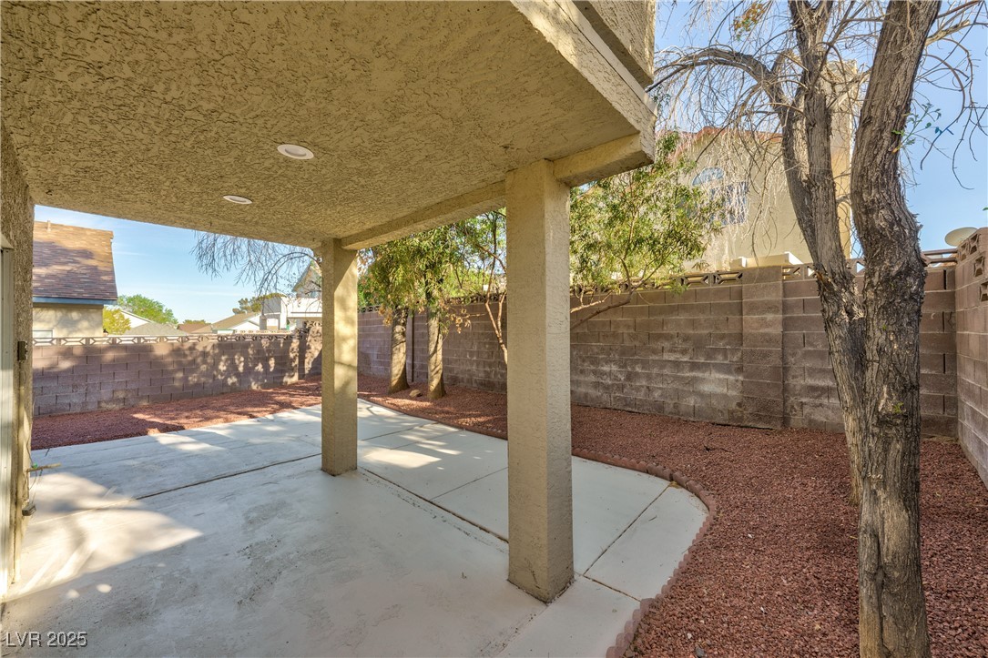8113 Bay Springs Drive Property Photo 35