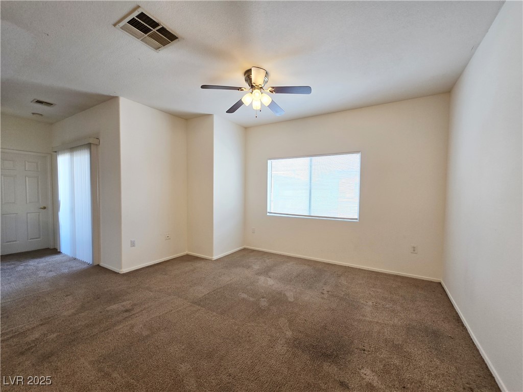 4005 Pepper Thorn Avenue 201 Property Photo 5