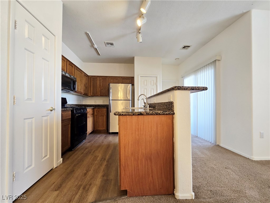 4005 Pepper Thorn Avenue 201 Property Photo 9