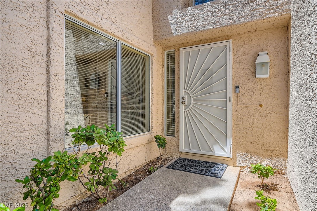 7068 Bright Springs Court Property Photo 3