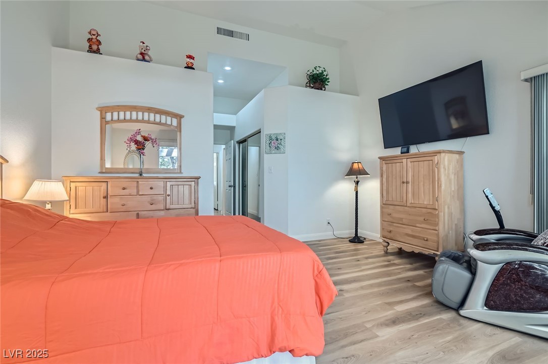 7068 Bright Springs Court Property Photo 15
