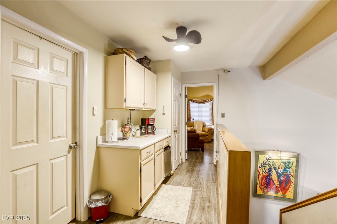 7721 Beach Falls Court Property Photo 25