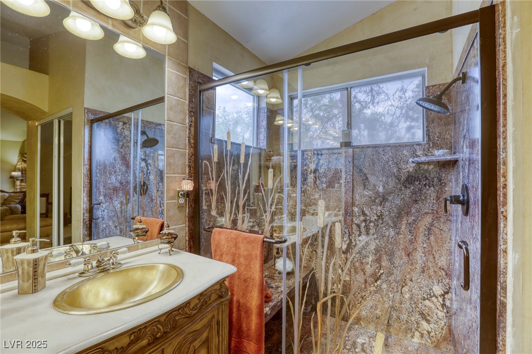 7721 Beach Falls Court Property Photo 31