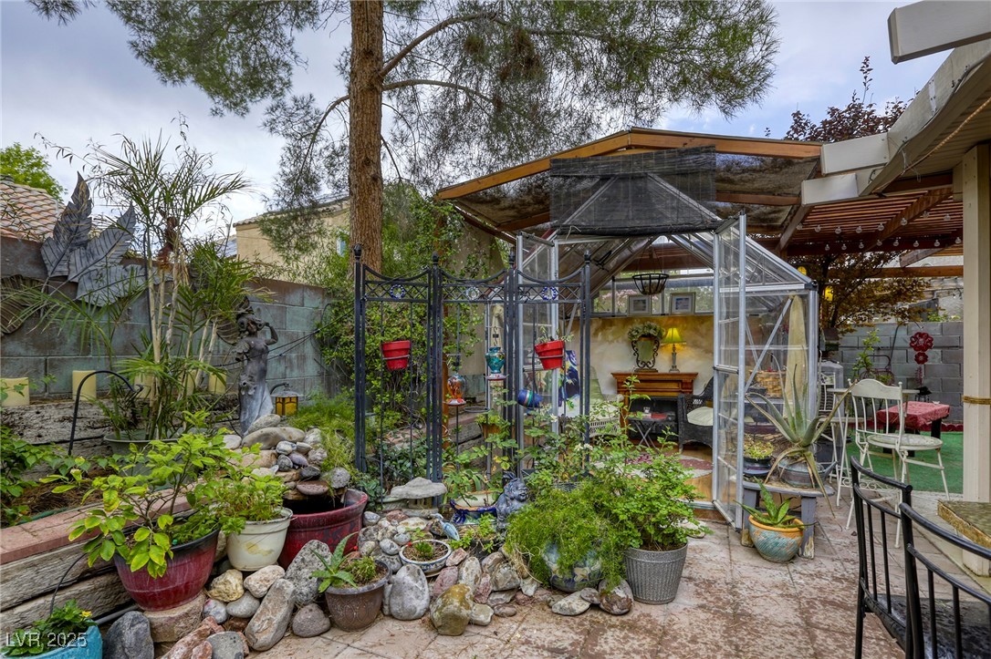 7721 Beach Falls Court Property Photo 43