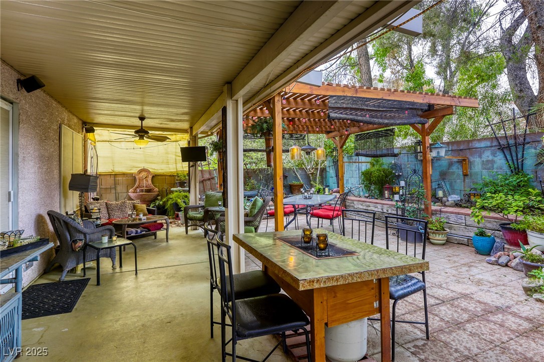 7721 Beach Falls Court Property Photo 46