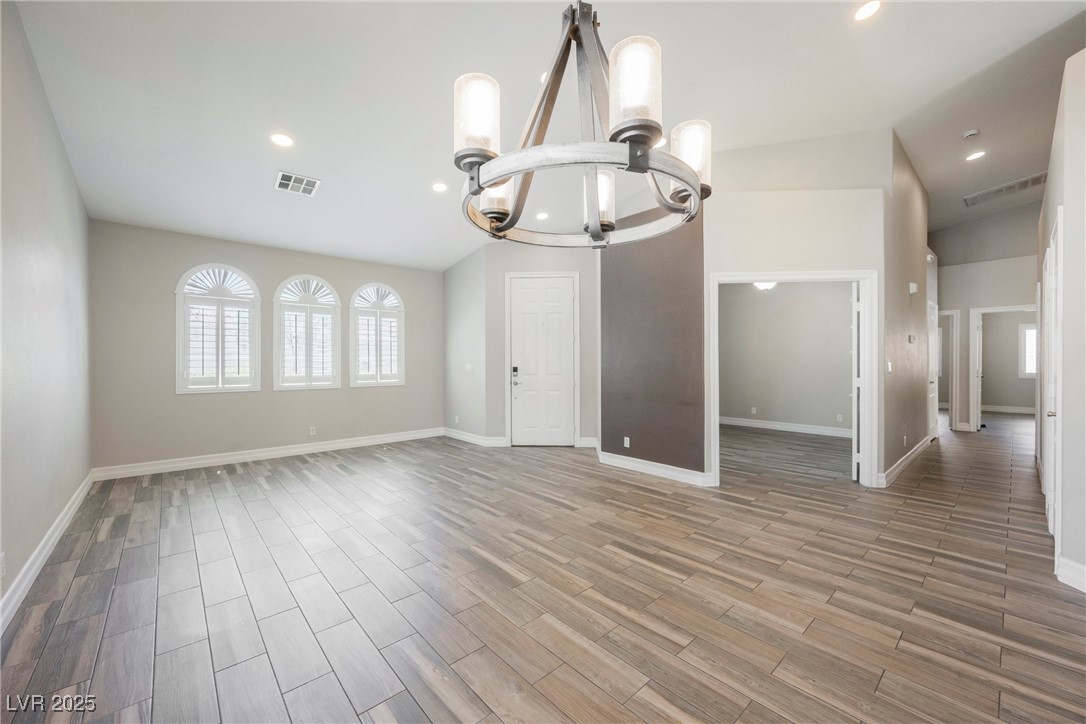3882 Genoa Drive Property Photo 6